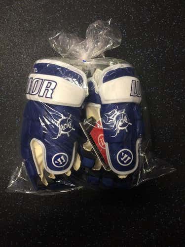 New Warrior Skipjacks Alpha Pro Senior Gloves