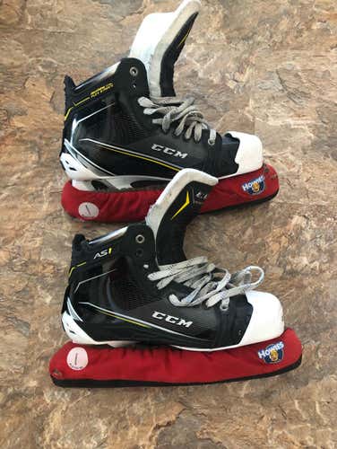 CCM TACKS AS1 GOALIE SKATES Senior SIZE 9D