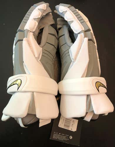 BNWT Nike Vapor Elite 4 (2019) Gloves. Size 14”/XL. Very Light!