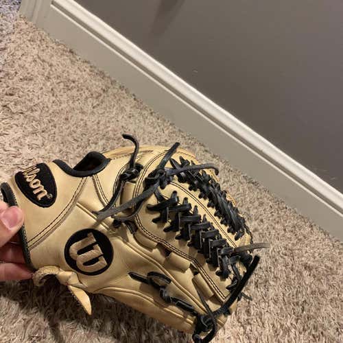 Wilson A2000