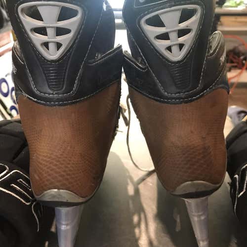 Bauer Supreme 190 - Pro Stock Worn By NHL Ref - Used But In Great Shape