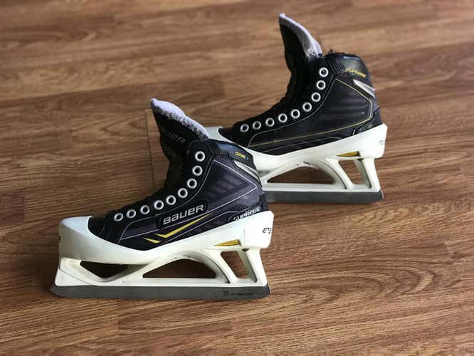 Bauer  Youth Size 4