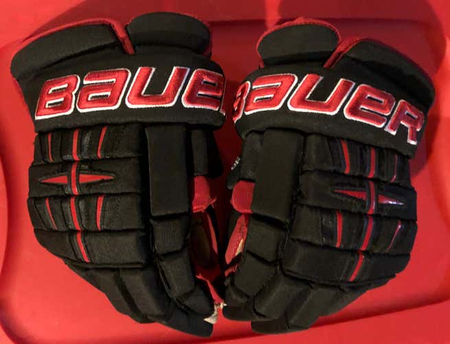 Bauer 4-Roll Pro Hockey Gloves 15” Black/Red/White