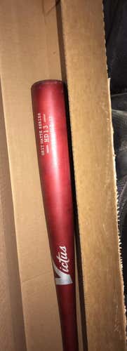 VICTUS 33’ WOOD BAT