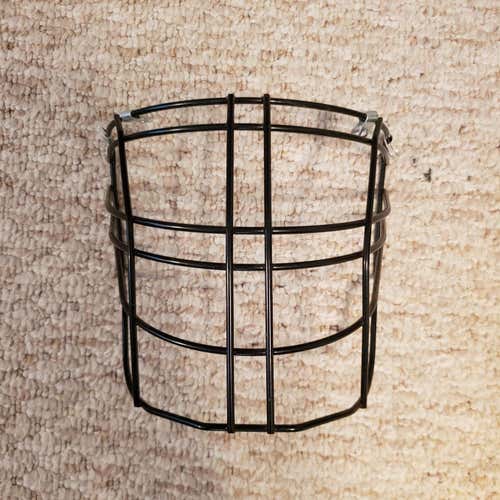 Box Lacrosse Facemask