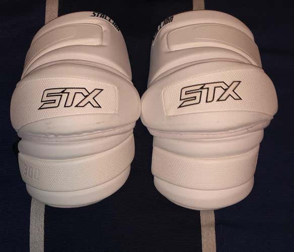 Like New Stx White Station 300 Elbow Pads Size Large