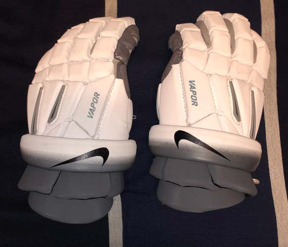Like New Nike Vapor Gloves Size 12