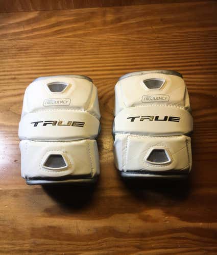 True Frequency Elbow Pad