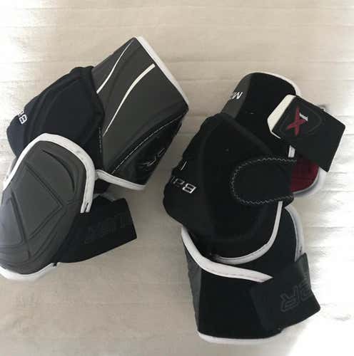 Bauer 1X Elbow Pads (Never Worn)