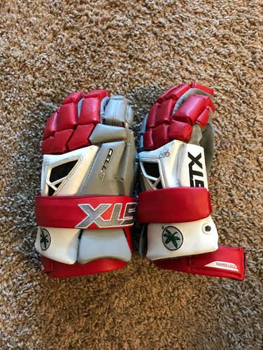 Custom Ohio State Cell IV Gloves