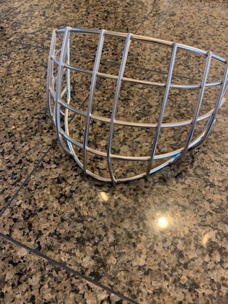 CCM 9000 Sr Goalie Cage