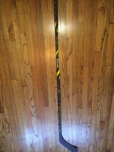 New CCM Tacks  Lefty Senior Pro Stock P40 85 Flex
