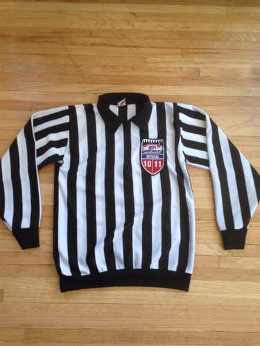 Adult Medium Ref Jersey