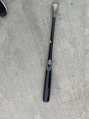 Limited Edition Chandler Black Out Bat