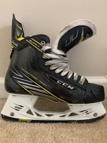 CCM Super Tacks  Senior Size 7.5