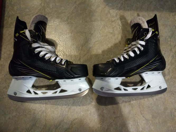 CCM Tacks Vector (4092)  Senior Size 7.5D