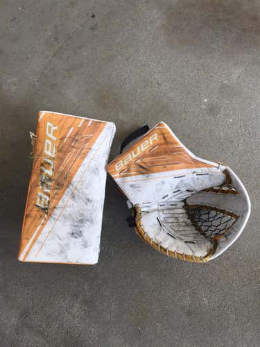 Bauer Supreme 1S Senior Glove And Blocker