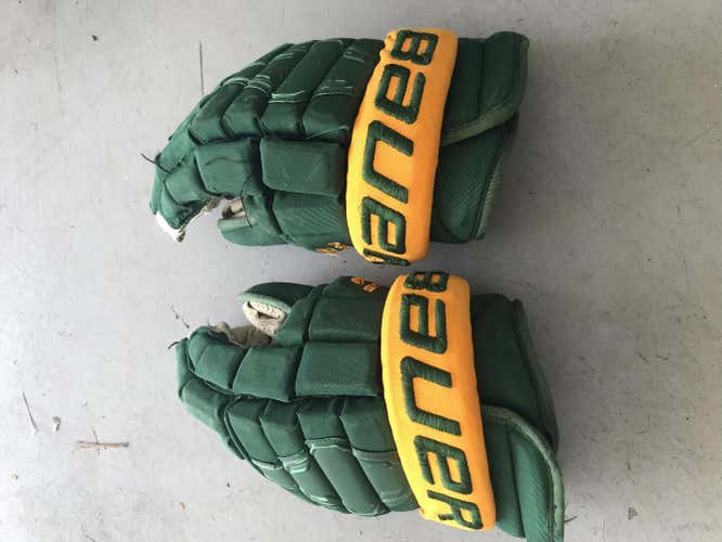 Bauer Nexus 2N  Senior Pro Stock