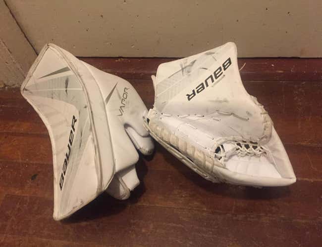 Bauer Vapor X700 Goalie Gloves