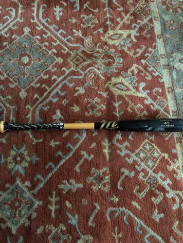 Marucci AP5 Wood Bat 32” -3 In Good Condition