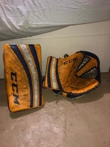 CCM Extreme Flex 1 Goalie Glove & Blocker
