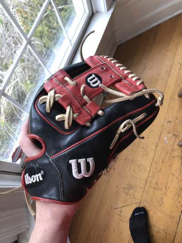 Wilson A2000