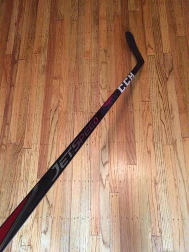 New CCM JetSpeed Pro Stock Left p40 85 Flex Senior