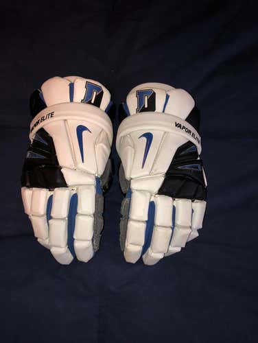 Team Issued Nike Vapor Elite Darien Varsity Lacrosse Gloves #37