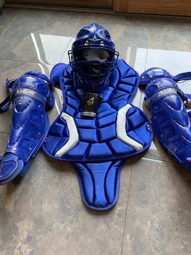 All Star Full Catcher’s Equipment Set + Travel Bag