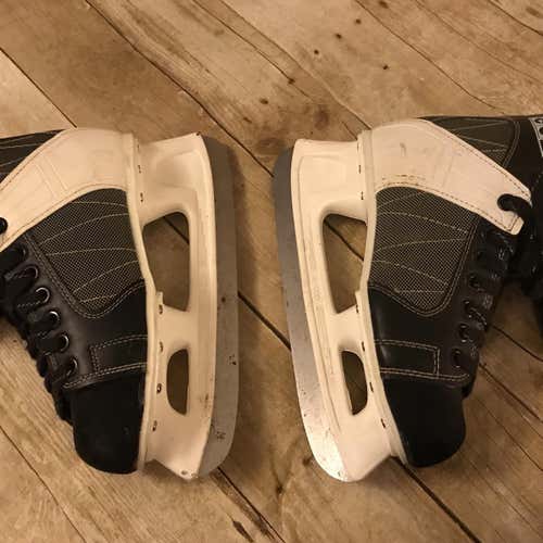 CCM Ice Hockey Skate Size 8