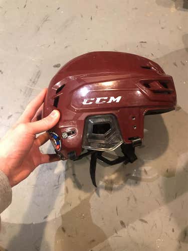 CCM Res 300 Maroon