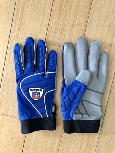 Football gloves for champions and heros
