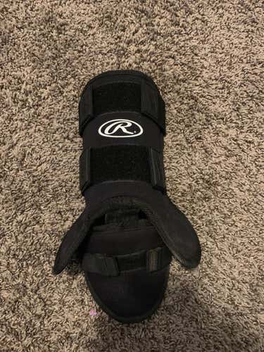 Rawlings Batter Leg Guard One Size Fits All *make offers*