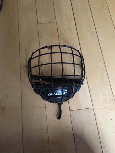 CCM Hockey Cage