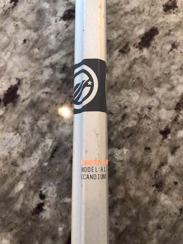 Barely Used Maverick A1 Goalie Shaft (cut to 35”)