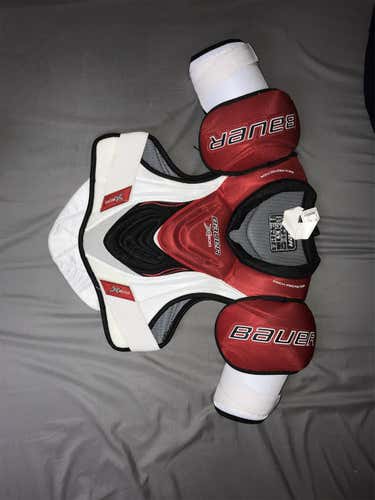 Bauer Vapor Shoulder Pads Senior Medium Brand New