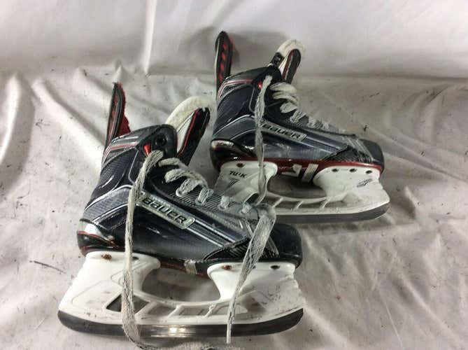Bauer X900 Hockey Skates, Size: 1.5 EE