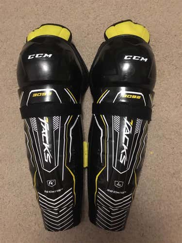 CCM Tacks 3092 Size 15” Shin Pads