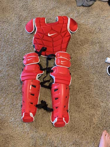 Nike Red Catchers Gear