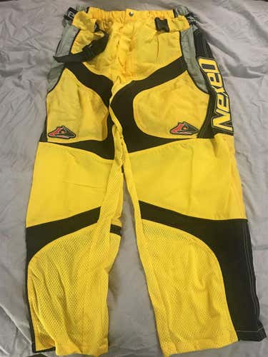 Nexeo Roller Hockey Pants - Senior - Large
