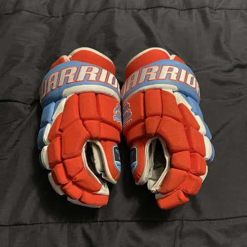 Little Caesars Bar Down Gloves 14