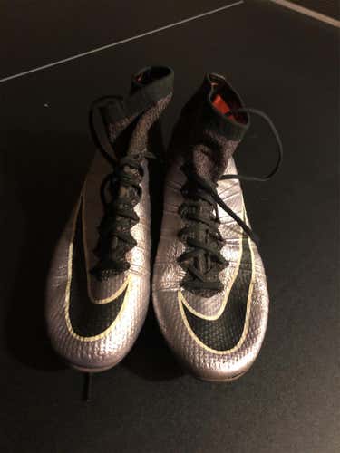 *Like New* Nike Mercurial Superfly Size 9 Make Offers