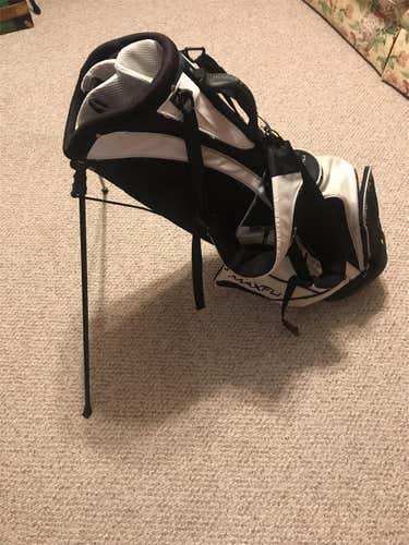 MAXFLI Golf Bag