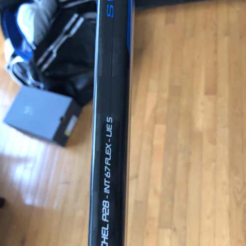 Bauer Nexus 1n 67 Flex P28