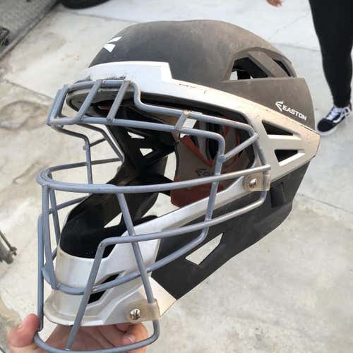 Easton Catchers Set With Gold Glove Elite 32.5