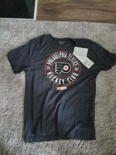 New CCM Philadelphia Flyers Large Tri Blend Shirt