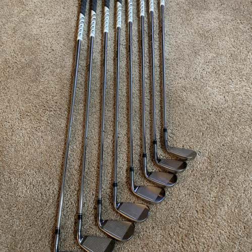 Taylormade M2 2016 Irons 4-AW (LH)