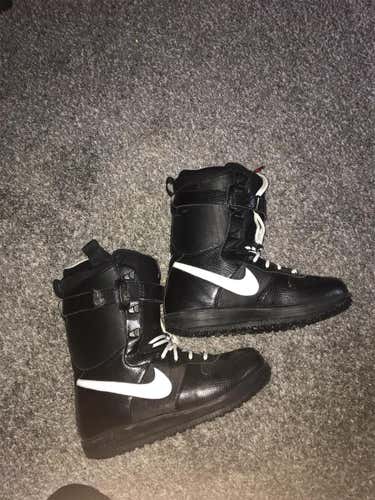 Nike Snowboarding Boots Size 11.5