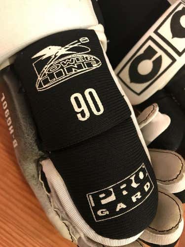 VINTAGE CCM PRO GARD HOCKEY GLOVES B-HG90L Power Line 13-14"