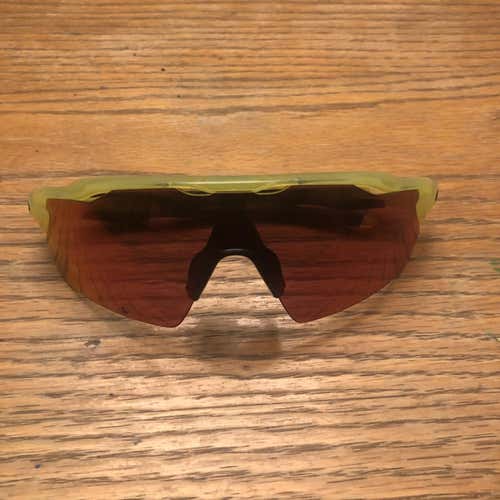 Used Oakley PRIZM Baseball Radar EV Pitch Unranium Collection